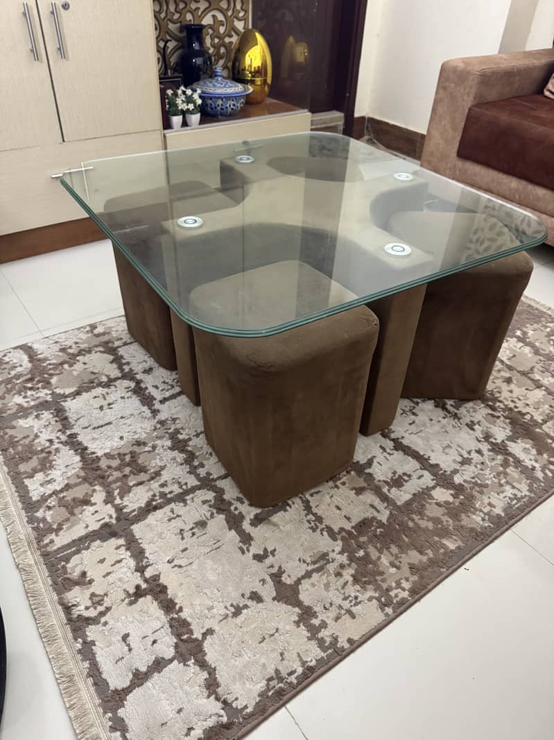L shape with table 3