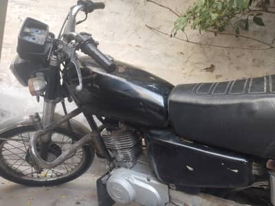 Unique UD 125 2016