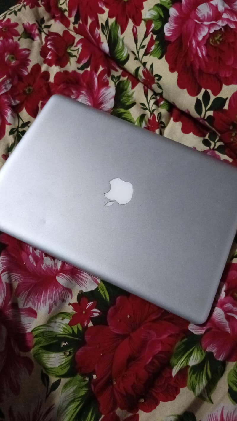 Mac book pro 2 0