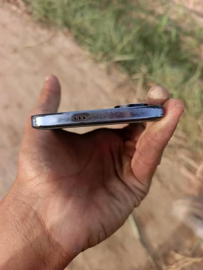 Tecno camon 30