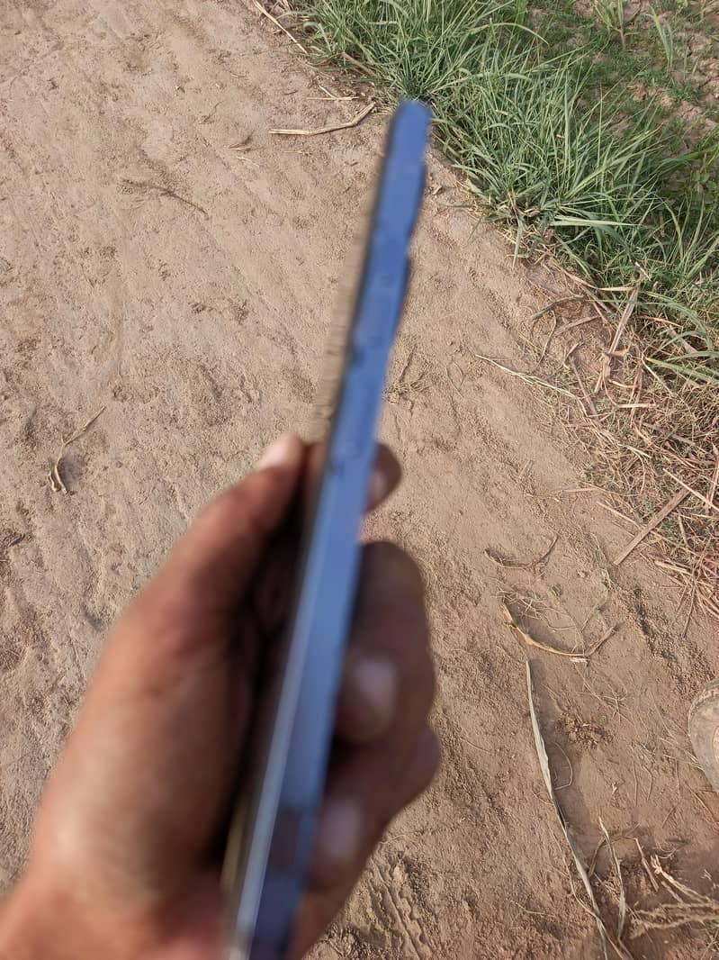 Tecno camon 30 5