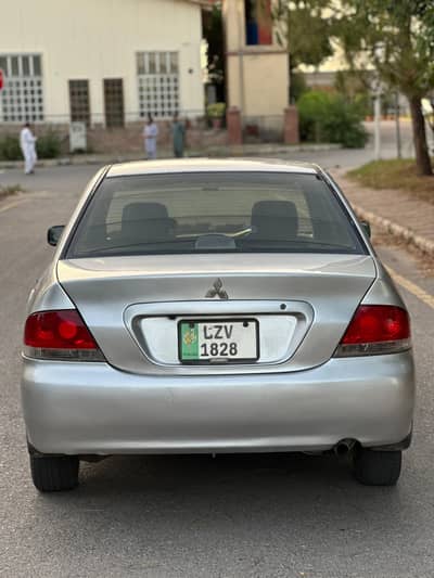 Mitsubishi lancer