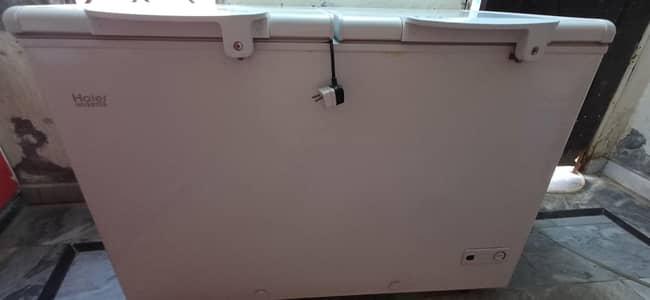 Haier HDF-385 INV Chest Freezer Inverter one season used like new
