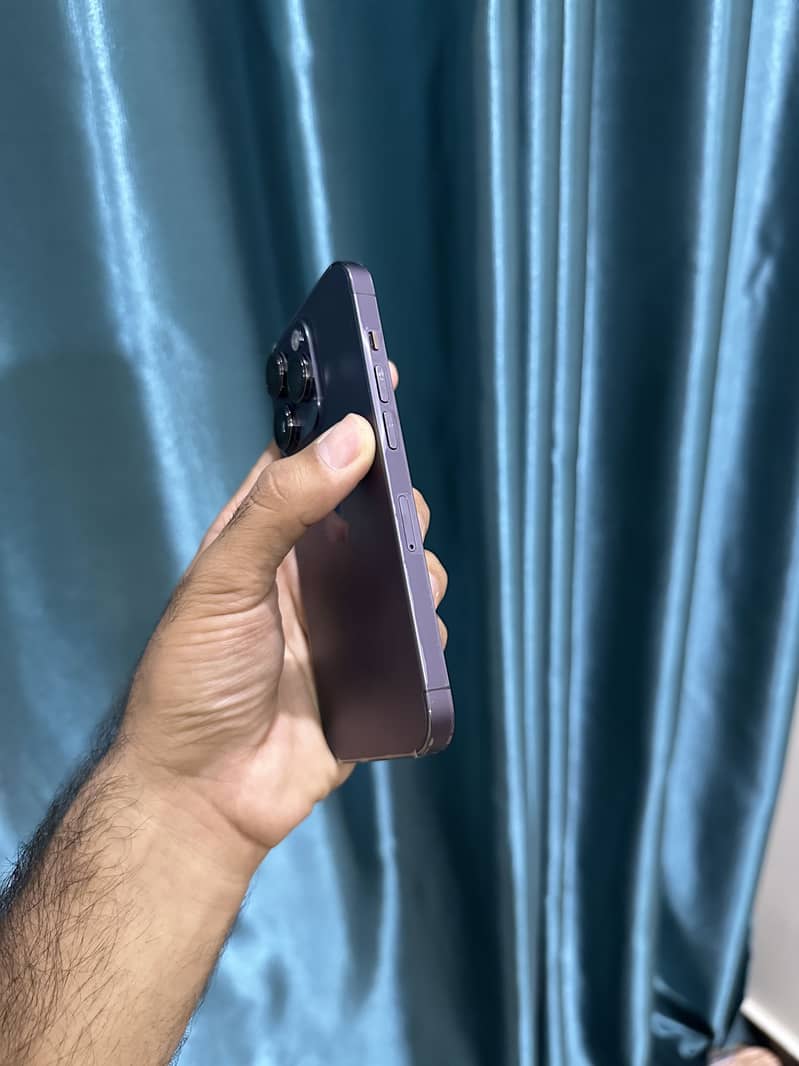 iPHONE 14 PRO 6