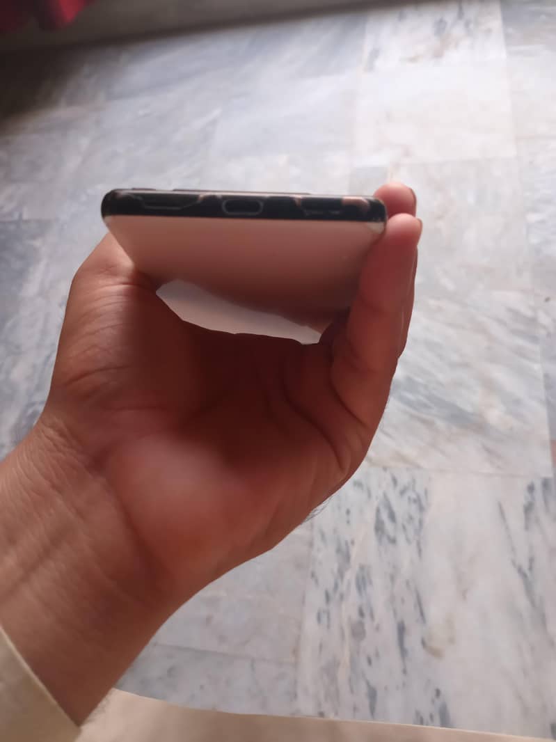 Google pixel 6a 3