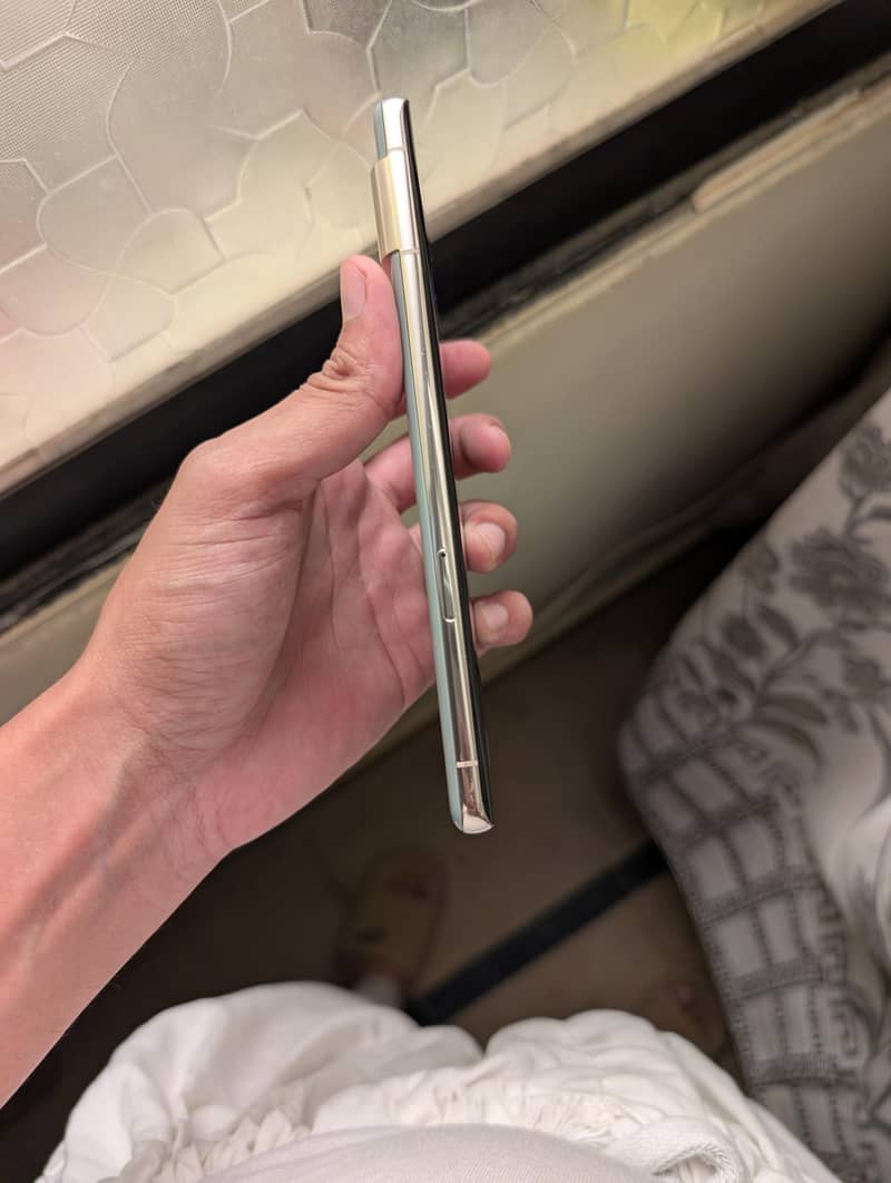 Google pixel 7 pro 1