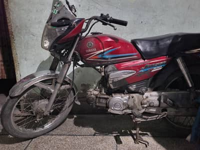 Yamaha junoon yd 100