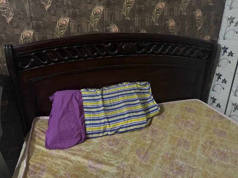 Double Bed 0