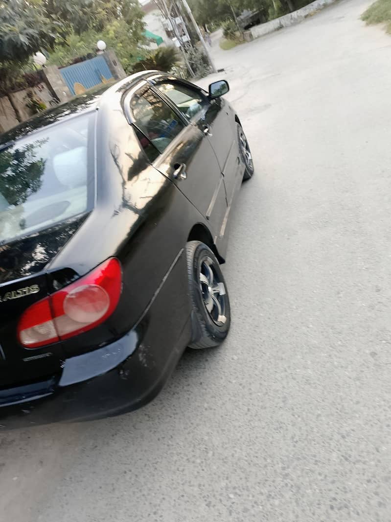 Corolla altas automatic 5