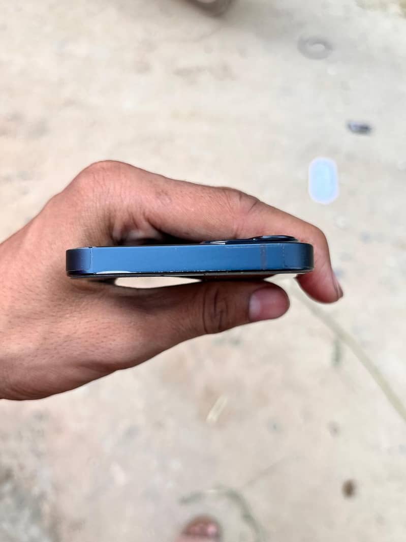 Iphone 13 2