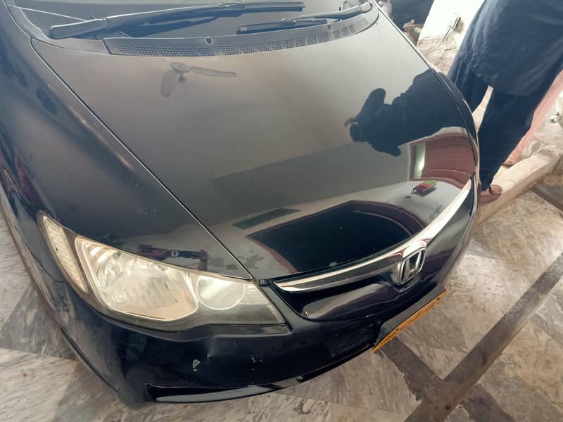 ٹوٹل اوریجنل ہے کچھ پیس شاور ہے 9