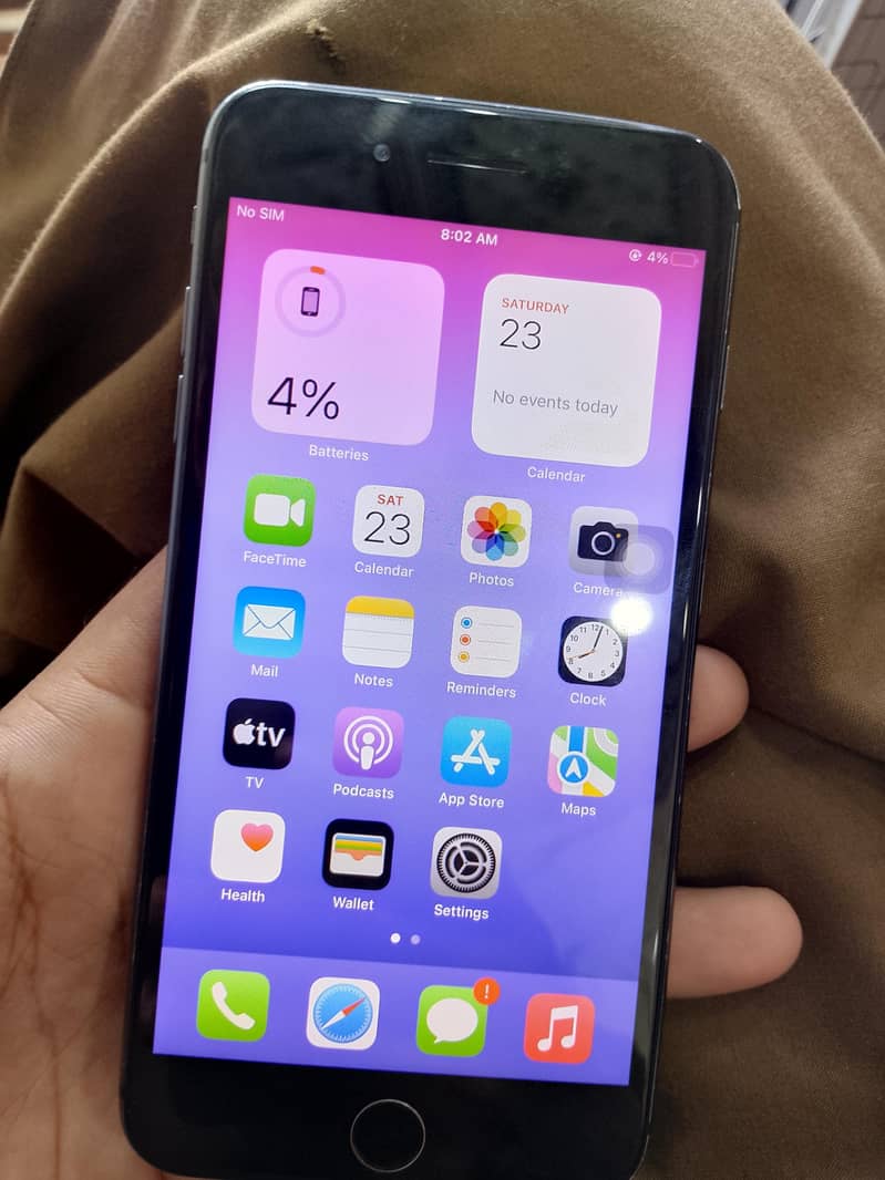 iphone 8 plus 64GB 3
