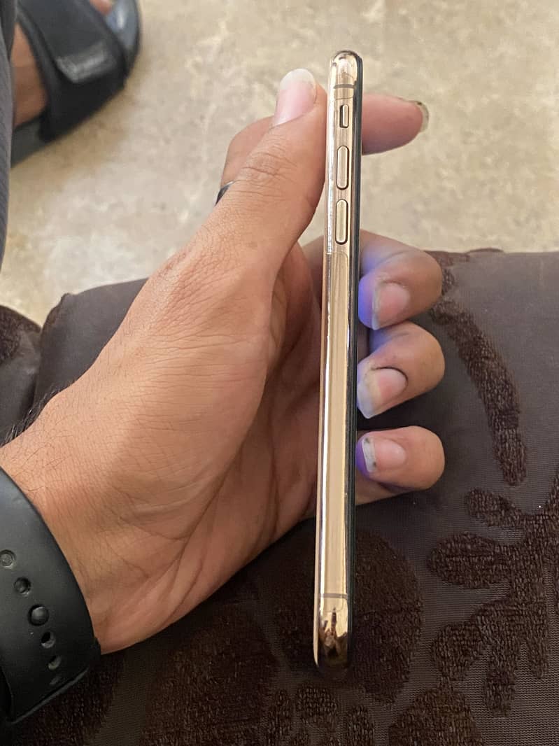 Iphone xs 1