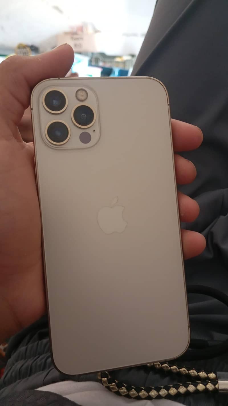 iphone 12 pro 0