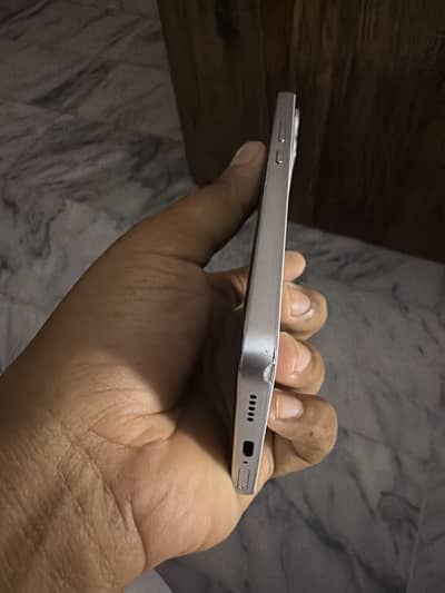 Vivo Y400