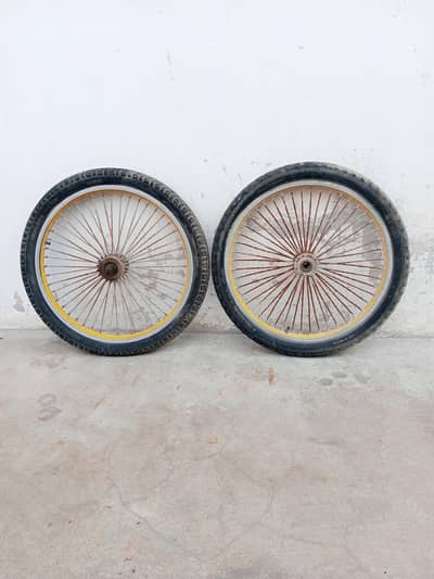 cycle and car
