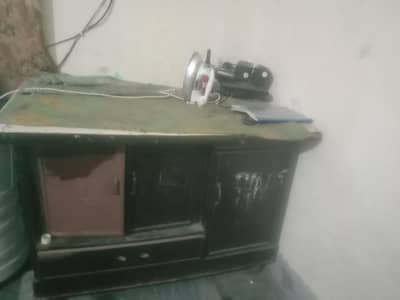 bed iron stand