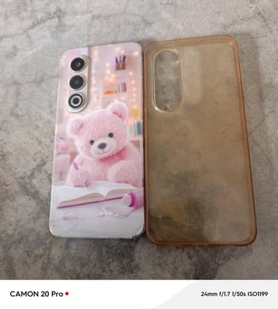 I need urgent money I want to sale my  mobile with charger and box