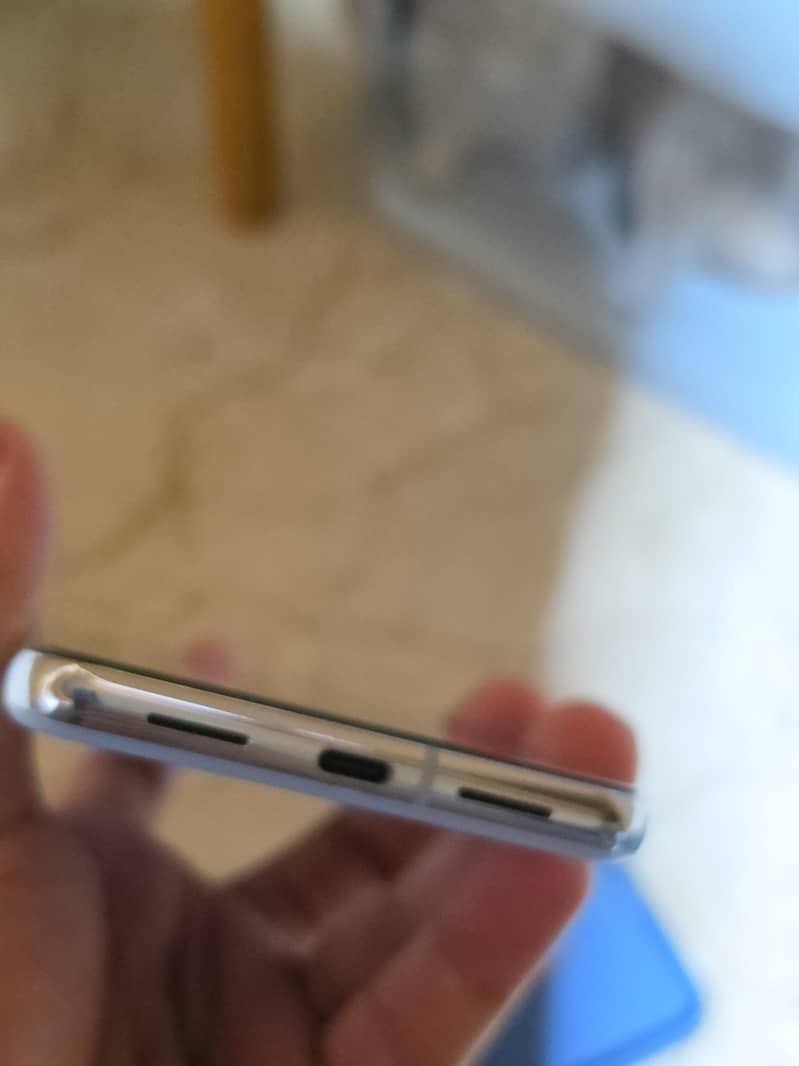 Google Pixel 8 Pro 2