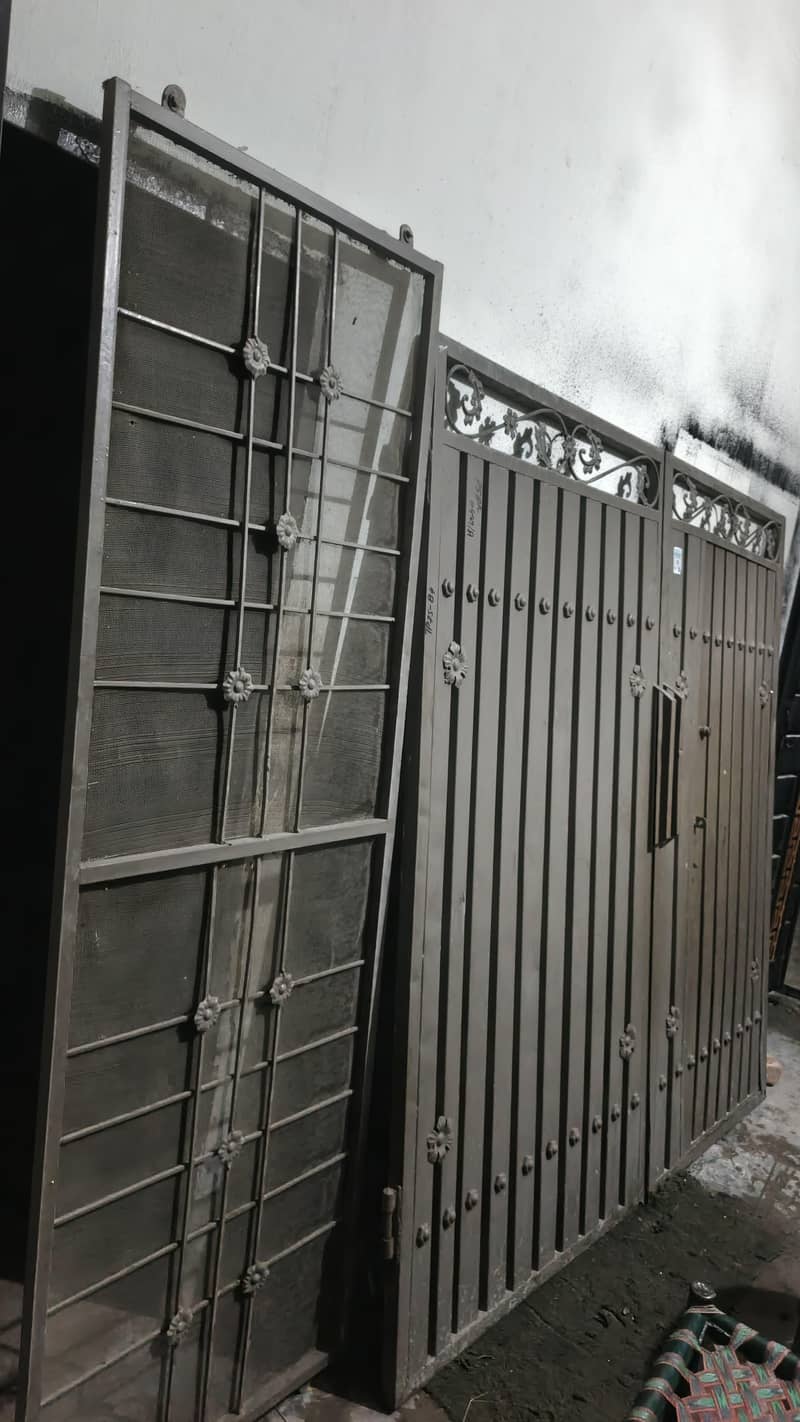 main gate 7*7 1