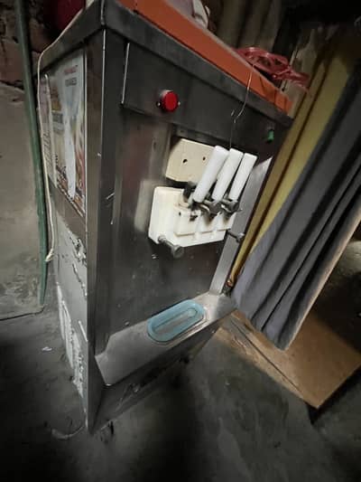 Ice creame machine