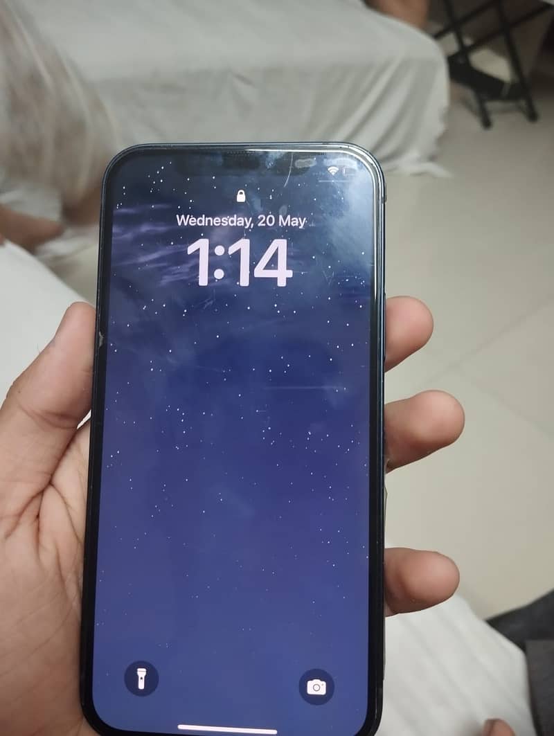 iPhone 12 8