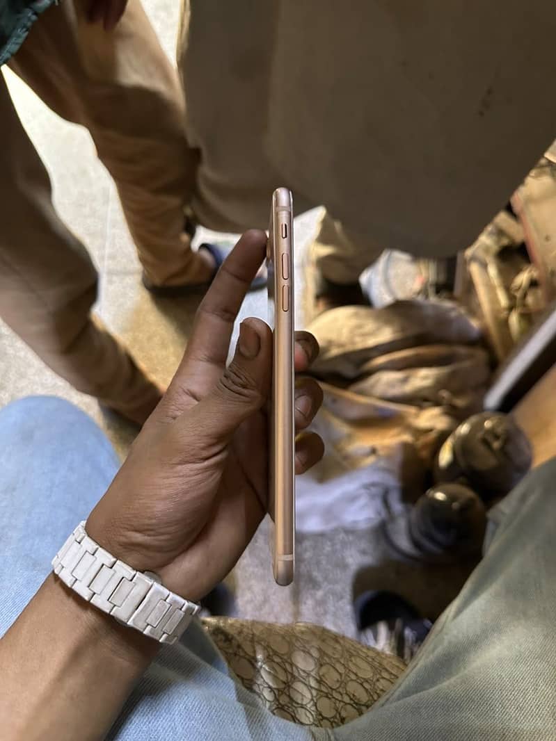 iPhone 8 plus PTA 5