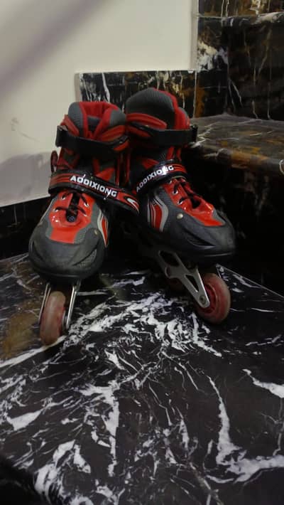 Skating shoes