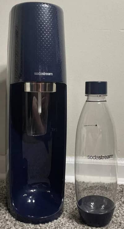 SODA STREAM SODA MAKER SODASTREAM NEW