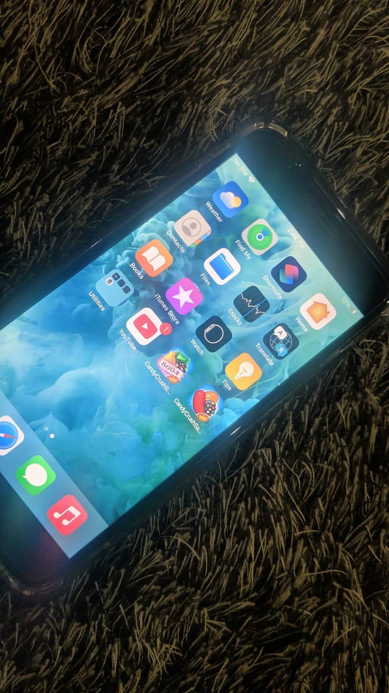 Apple iPhone 7 Plus 0