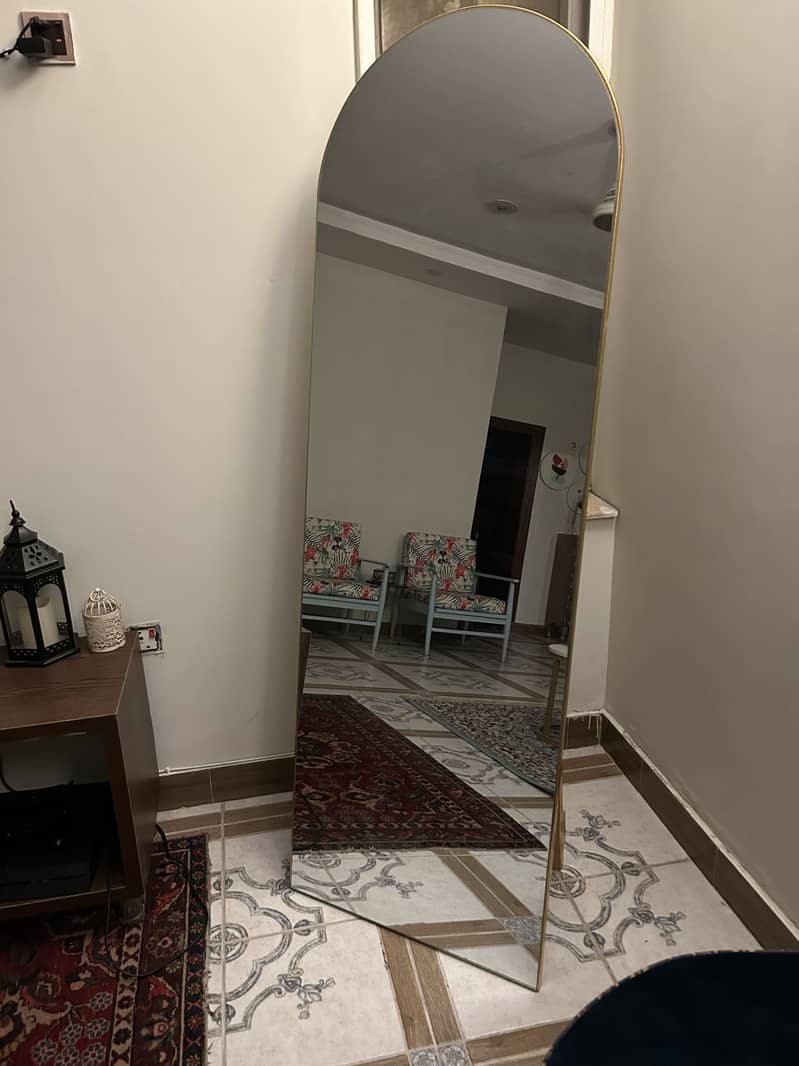 Arch Mirror 2