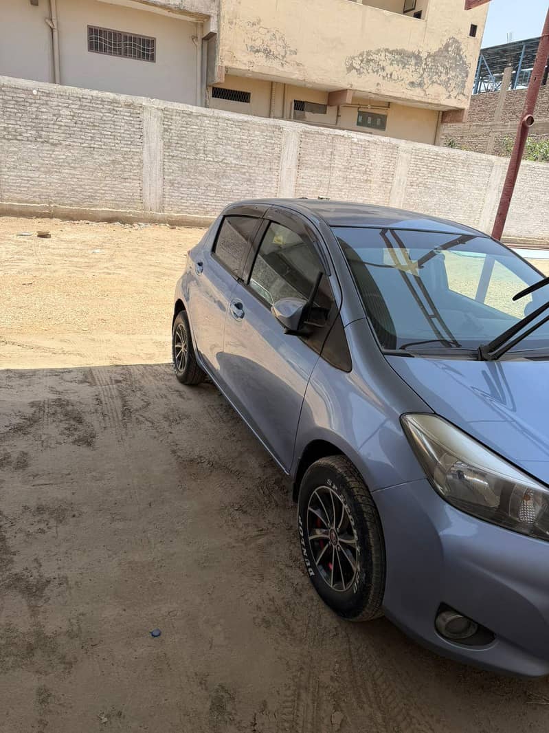 Vitz 2012/15 6