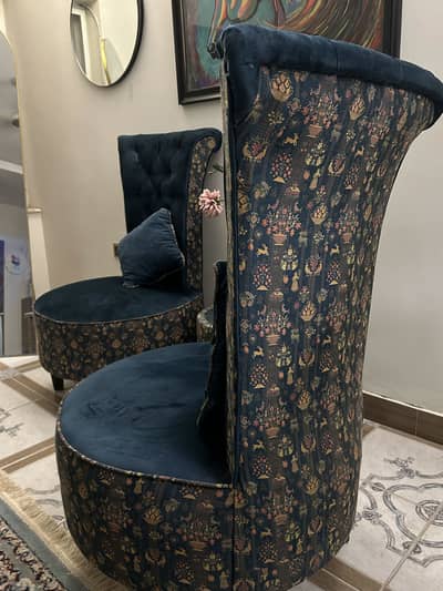 2 sofa seats