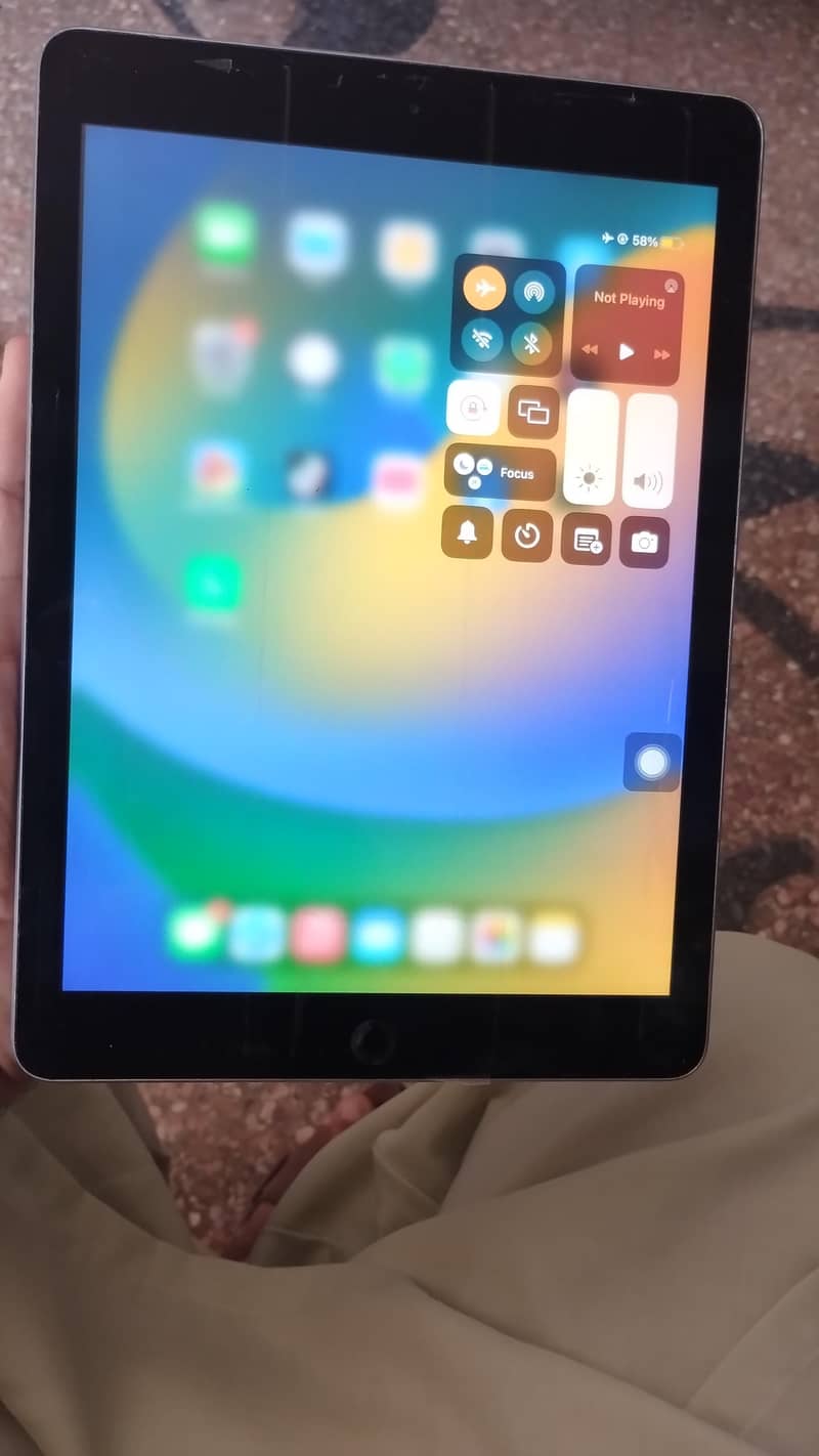 Ipad 5th Generation 32 gb 5