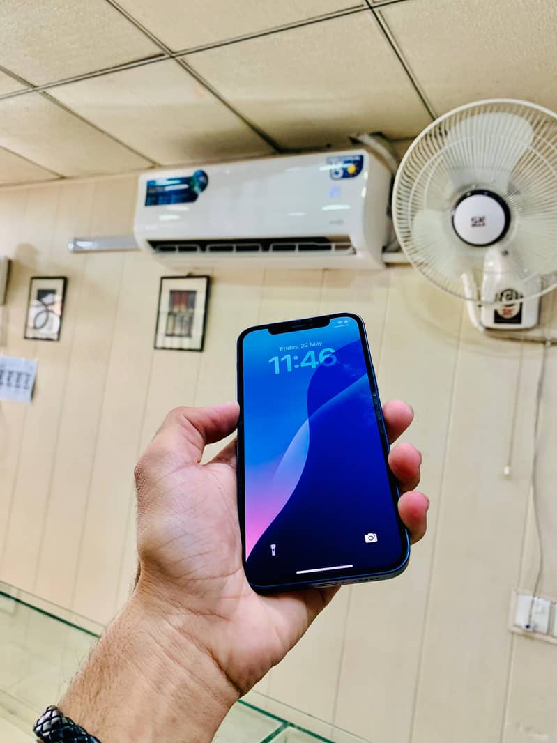 iphone 12 4
