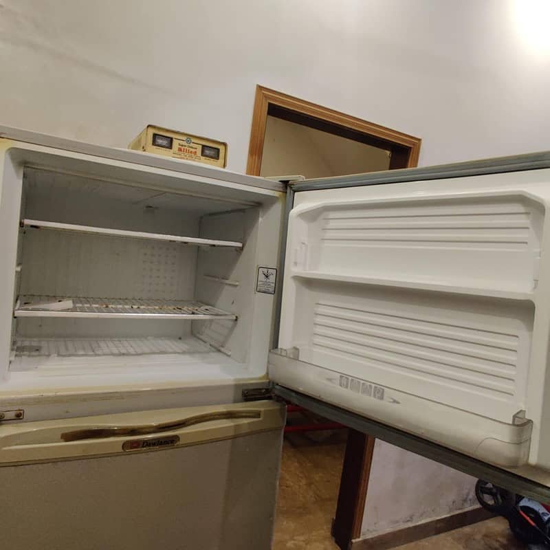 Refrigerator 1