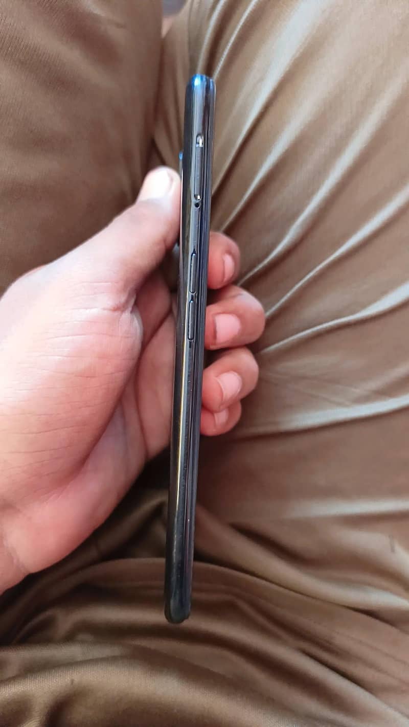 Oppo A31 1