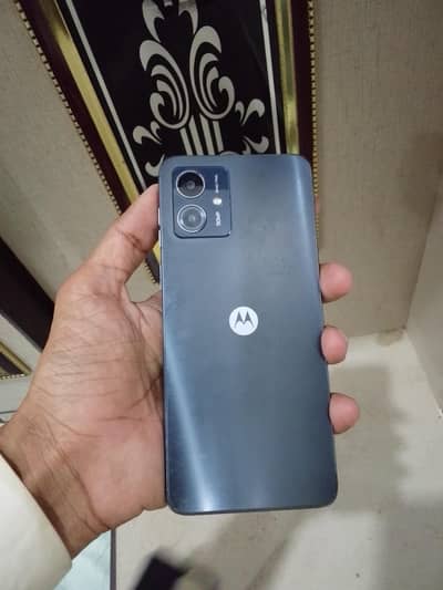 Moto g14