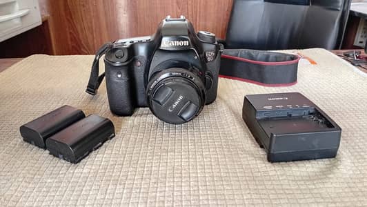 Canon 6D Camera Body (Full-Frame, behtareen low-light performance aur