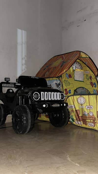 Kids Electric Jeep 2 Seater – Excellent Condition