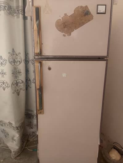 Refrigerator (Frigh)