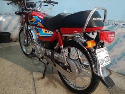 Honda CD 70 (new condition)