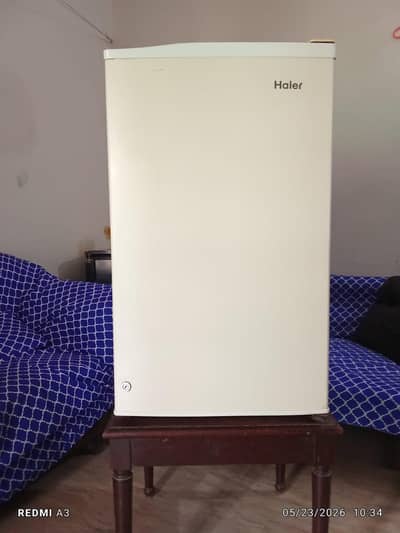 HAIRE ROOM REFRIGERATORS