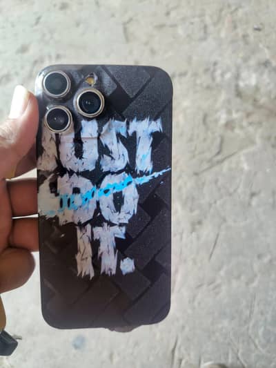 iphone xr good condition all ok hai non pta hai