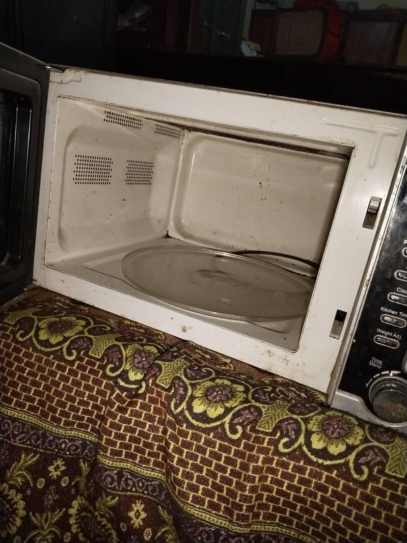 Microwave 1