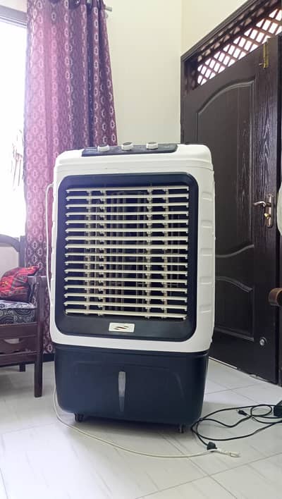 Royal Room Cooler with 6 Bottles and 2 year warranty