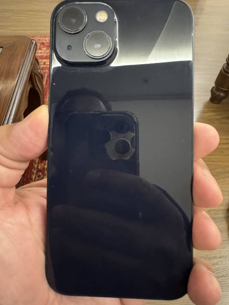 Apple iPhone 13 0