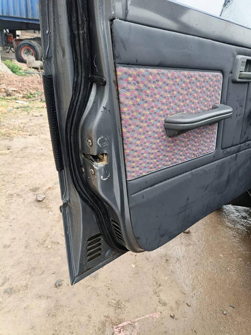 Suzuki Mehran automatic engine 660 cc 8