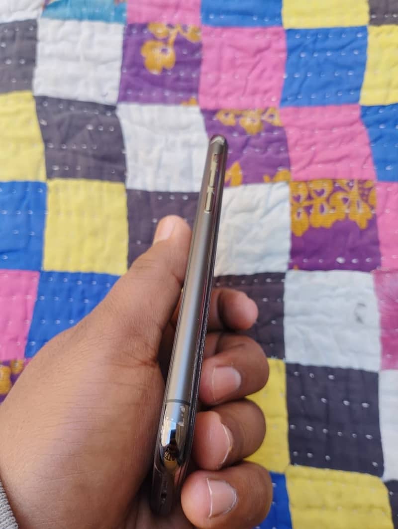 IPhone 11 Pro 7