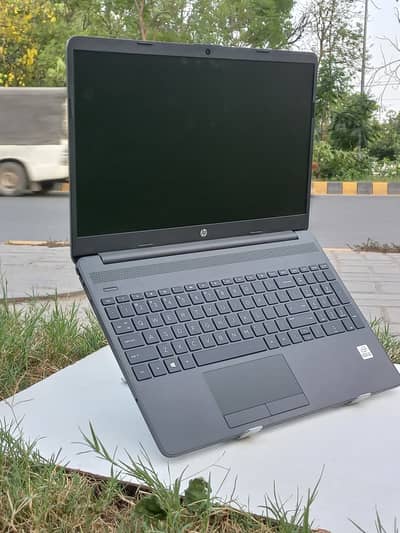 Hp Notebook G8 10th gen with numeric pad 15.6 inch  Business Laptop